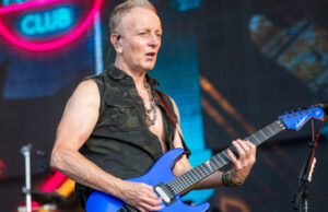 Zamanda Yolculuk Füzeyle Değil Gitarla Olacak