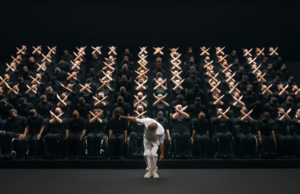 Havaya El Kol Hareketleriyle Şiir Yazmak