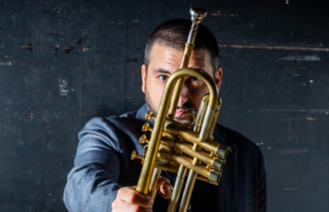 Trompetin Olmayan Dördüncü Deliği